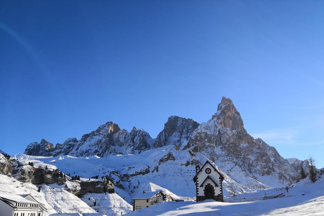 Hotel Alpenrose ปาสโซ รอลลี ภายนอก รูปภาพ