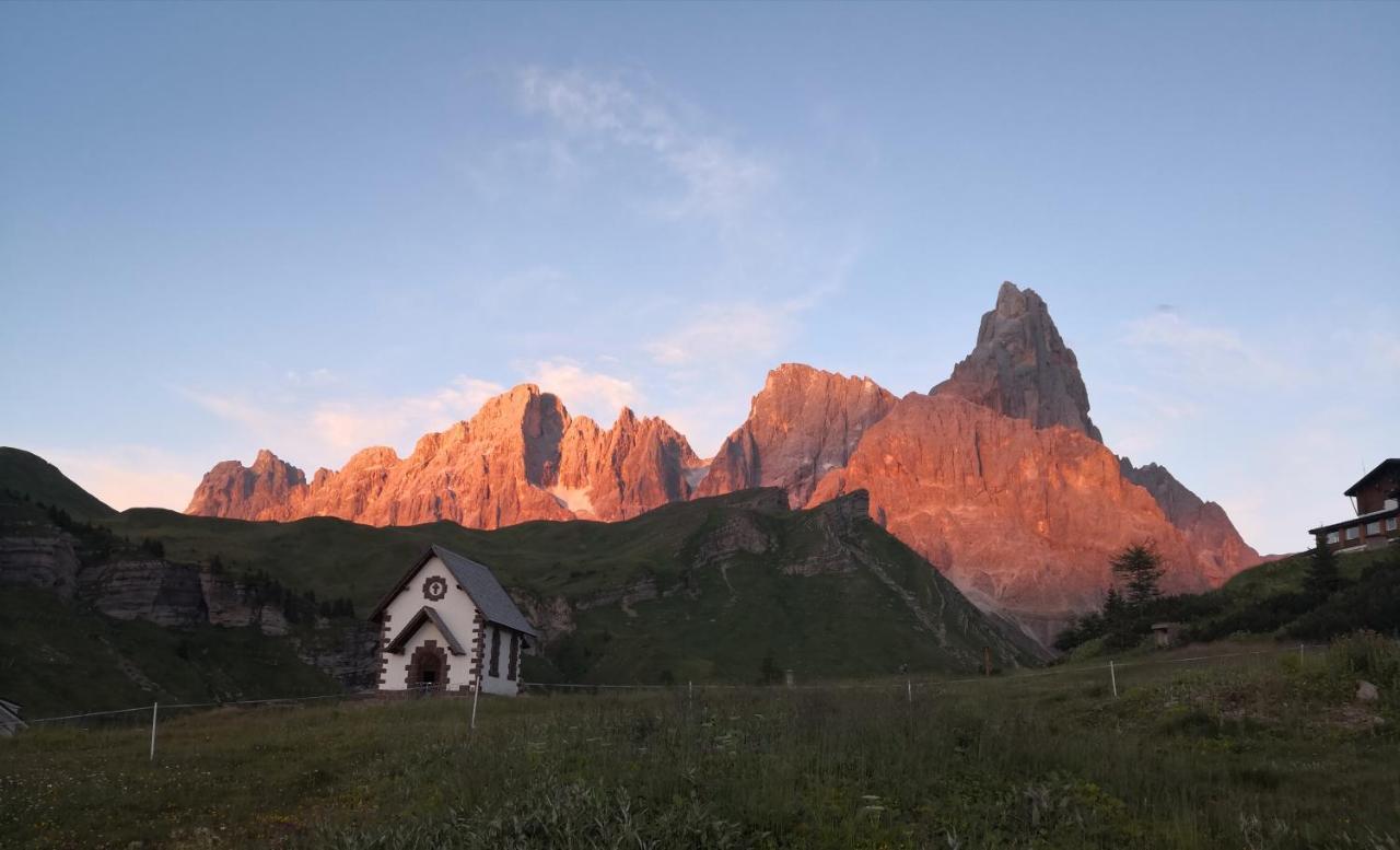 Hotel Alpenrose ปาสโซ รอลลี ภายนอก รูปภาพ